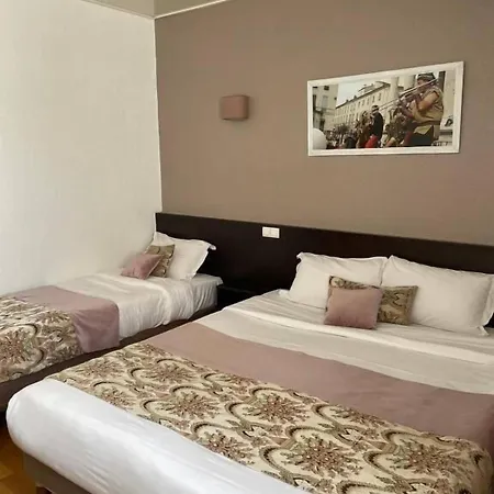 Hotel Empire
